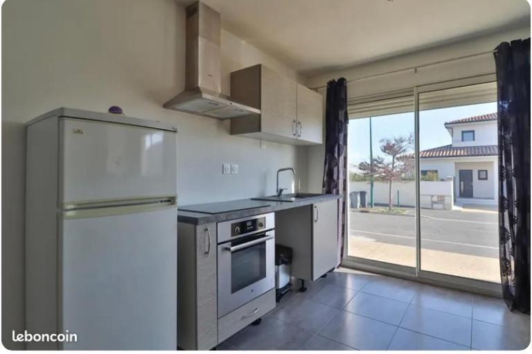 Maison De L'Occitanie Villa Bessan Esterno foto